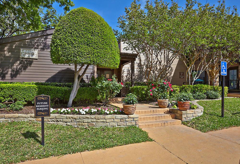 Preston Creek Apartments