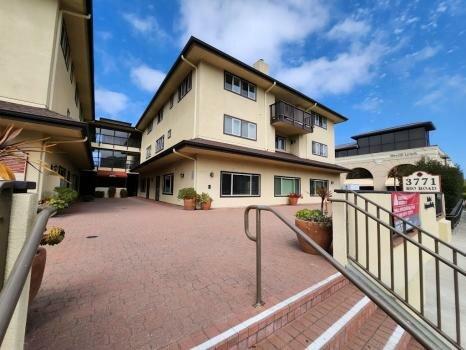 E Luxury Cleaning & Janitorial