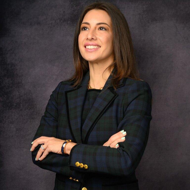 Merrill Lynch Financial Advisor Maylan Studart-Anders