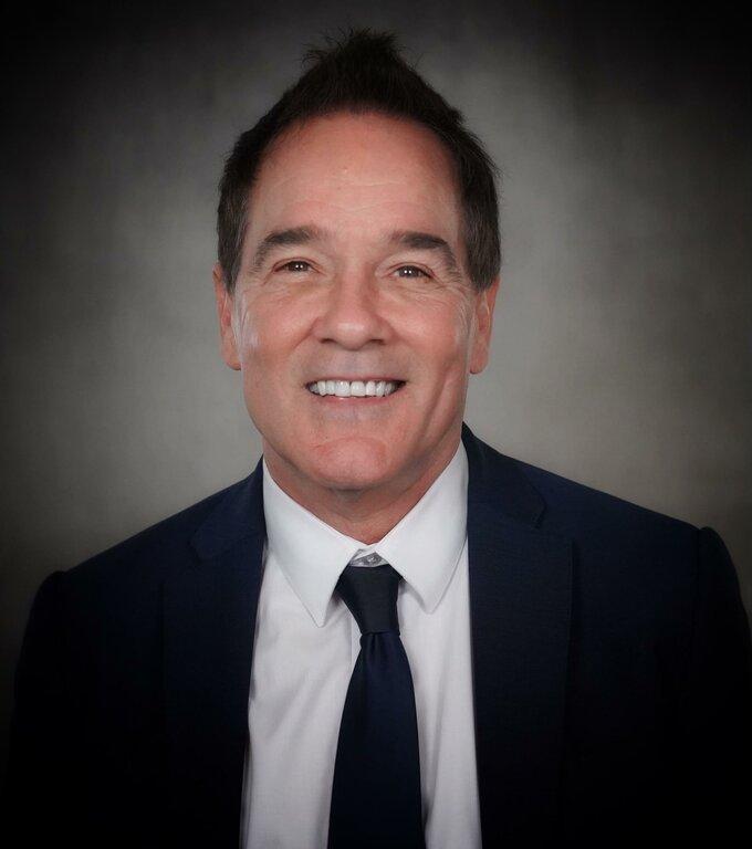 Thomas Holmes-Holmes Team