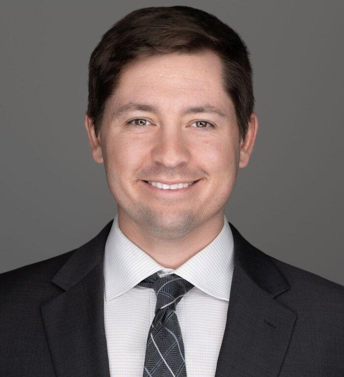 Merrill Lynch Financial Advisor Mason Carrier