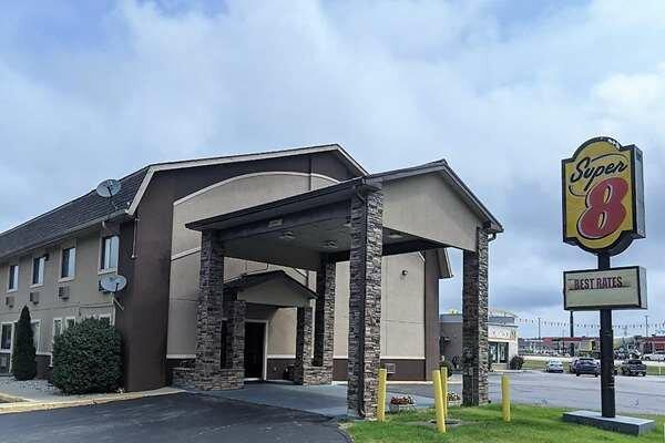 Super 8 Shelbyville