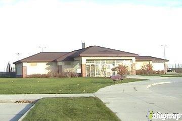 Prairie Ridge Aquatic Center