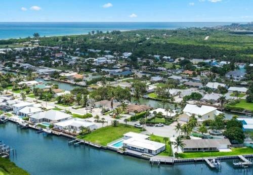 Compass Real Estate Group