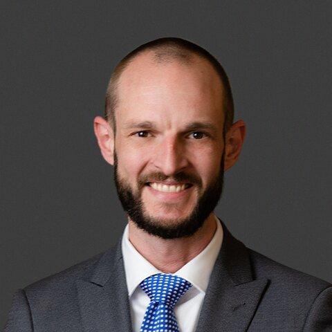 Merrill Lynch Financial Advisor Nathaniel Ewoldt