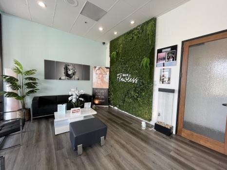 Holden Timeless Beauty