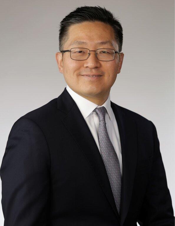 Merrill Lynch Financial Advisor Edward Shim