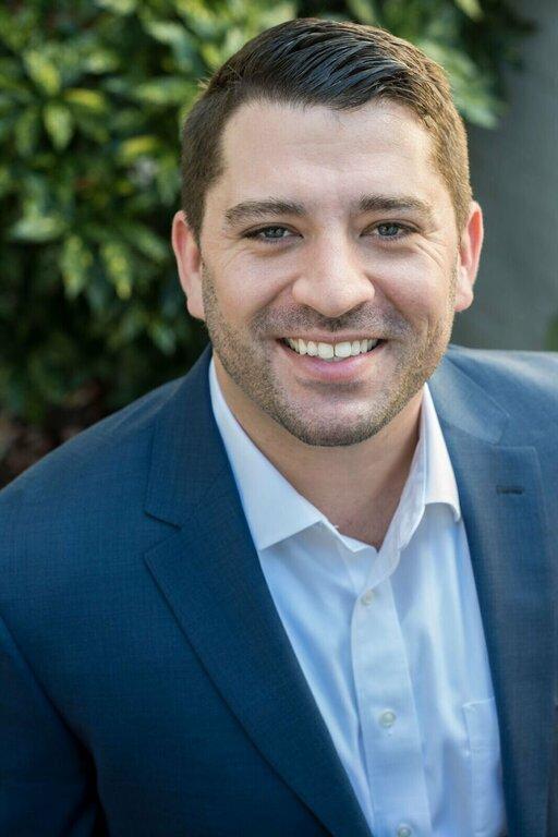 Oasis Realty Group at Giving Tree Realty