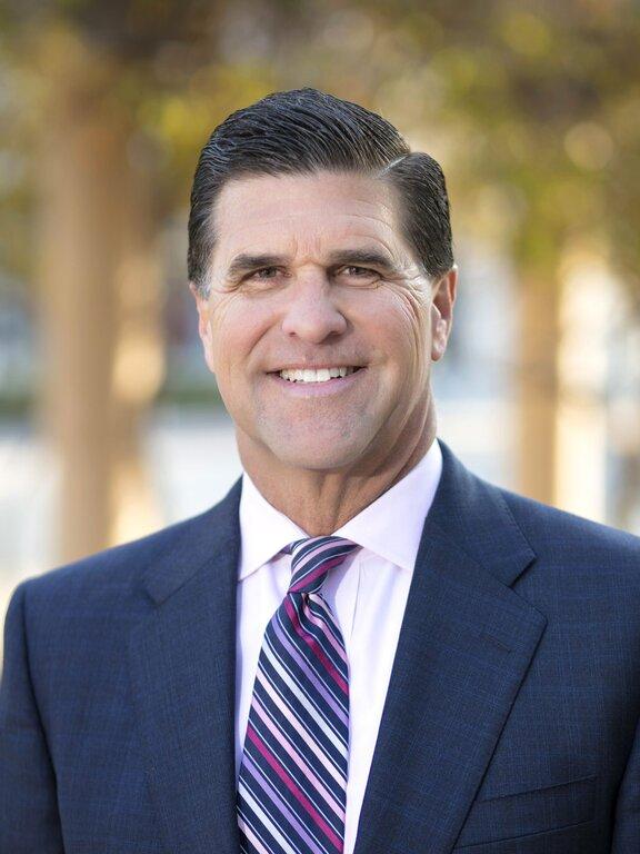 Merrill Lynch Financial Advisor Russell Holley