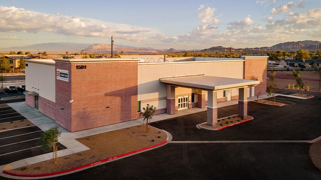 Er at Boulder's Edge