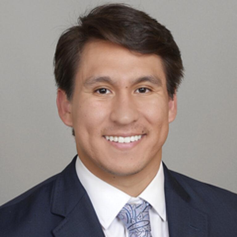 Edward Jones-Financial Advisor: Brian Dominguez