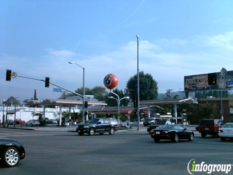 Sherman Oaks 76 Gas Station