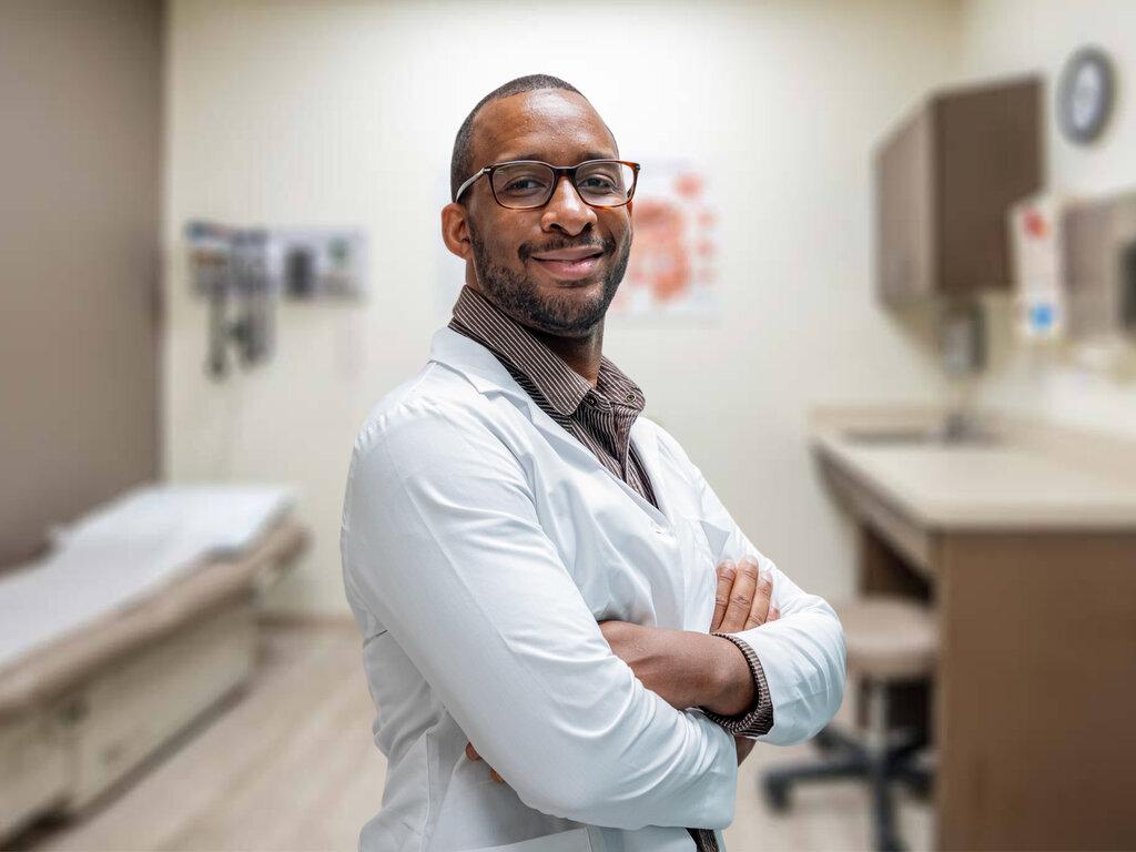 Nathan L Moore, DPM - Oak Street Health Glenville