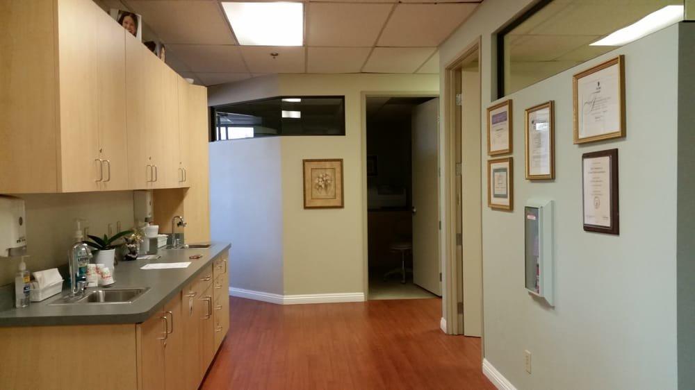 Marcus M Van, MD - Valley Radiology Consultants, 15725 Pomerado Rd, Ste ...