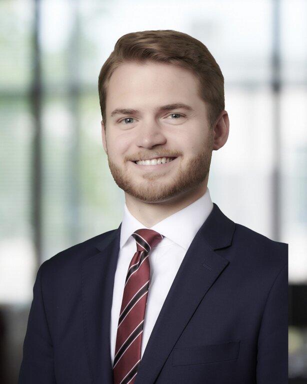 Merrill Lynch Financial Advisor Calvin Klemmer