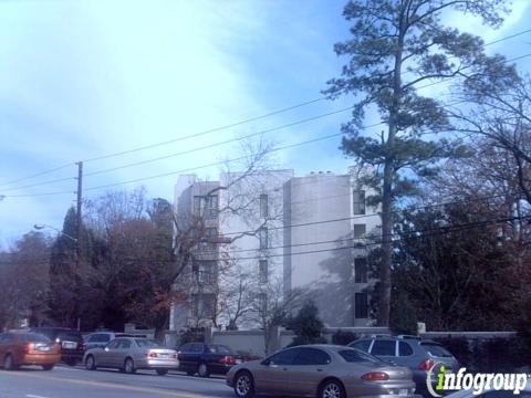 Carlyle Condominum Association