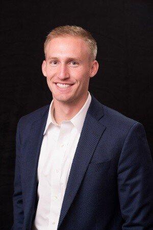 Merrill Lynch Financial Advisor Alexander Starnes