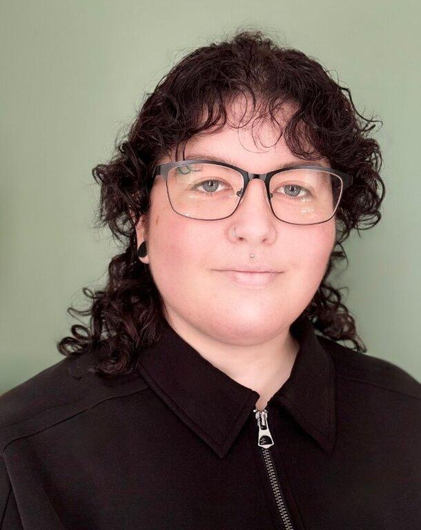 Elizabeth Crews, Counselor