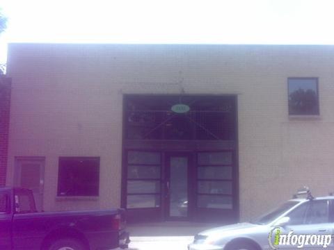 Pete De Long Design & Illustration