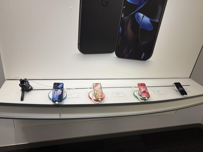 Cellular Sales-Verizon Authorized Retailer