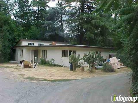 Larry's Pool Service