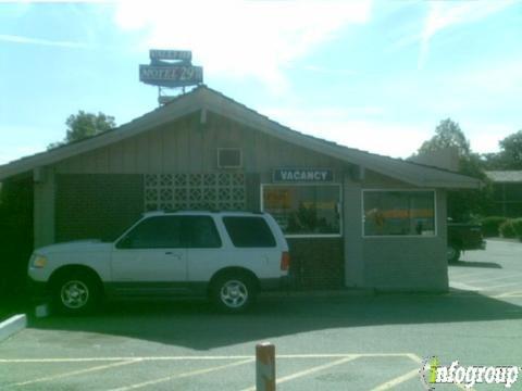 Valli-Hi Motor Hotel