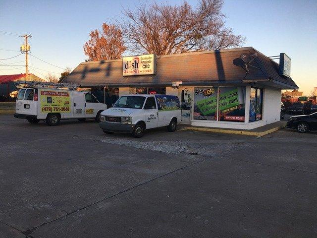 CR Communications LLC