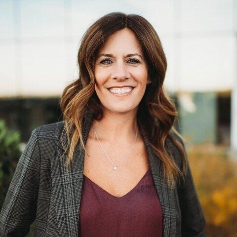 Merrill Lynch Financial Advisor Kari Johnson