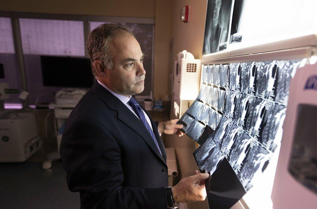 David Wells-Roth, MD