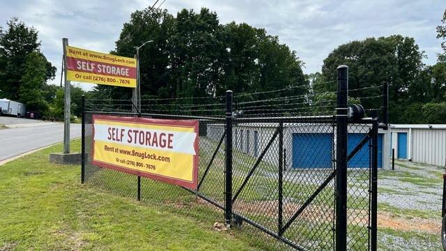 Snuglock Self Storage
