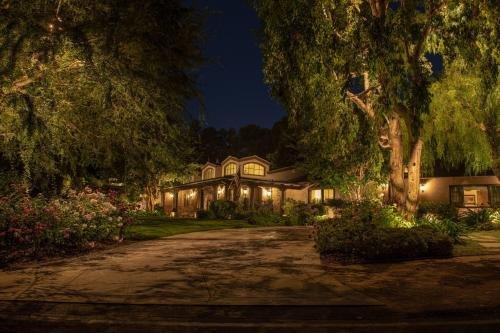 California Outdoor Lighting