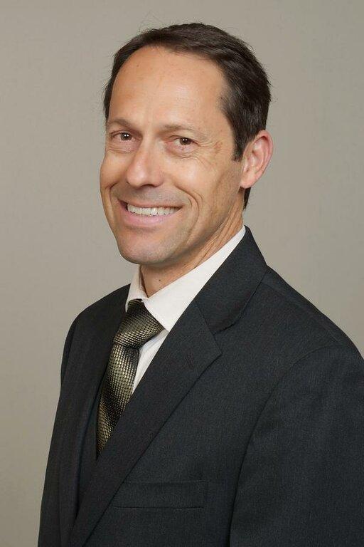 Edward Jones-Financial Advisor: Scott A Murock, Chfcclu