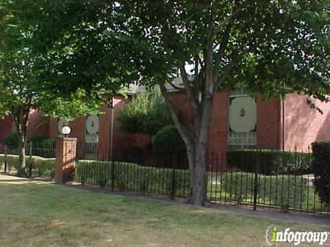 Doorchester Apartments