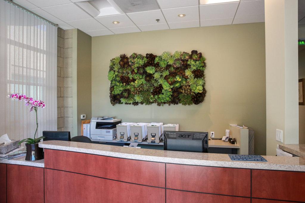 Kenneth D Erickson, D C Orange County Chiropractor