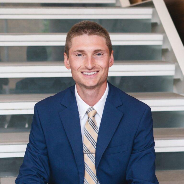 Merrill Lynch Financial Advisor Ryan Eccker