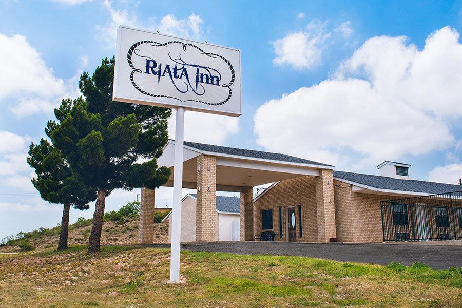 Riata Inn Rankin