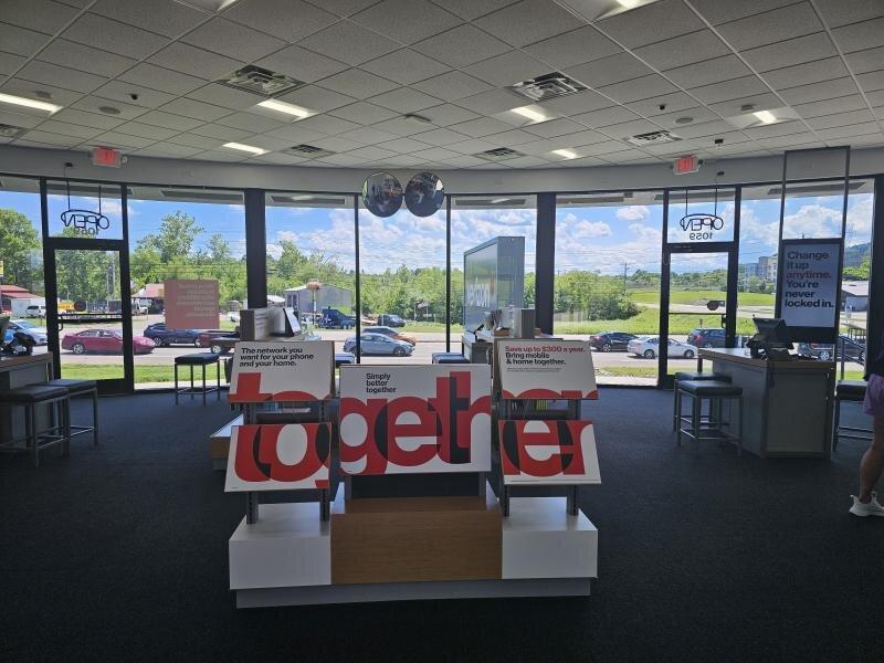 Cellular Sales-Verizon Authorized Retailer