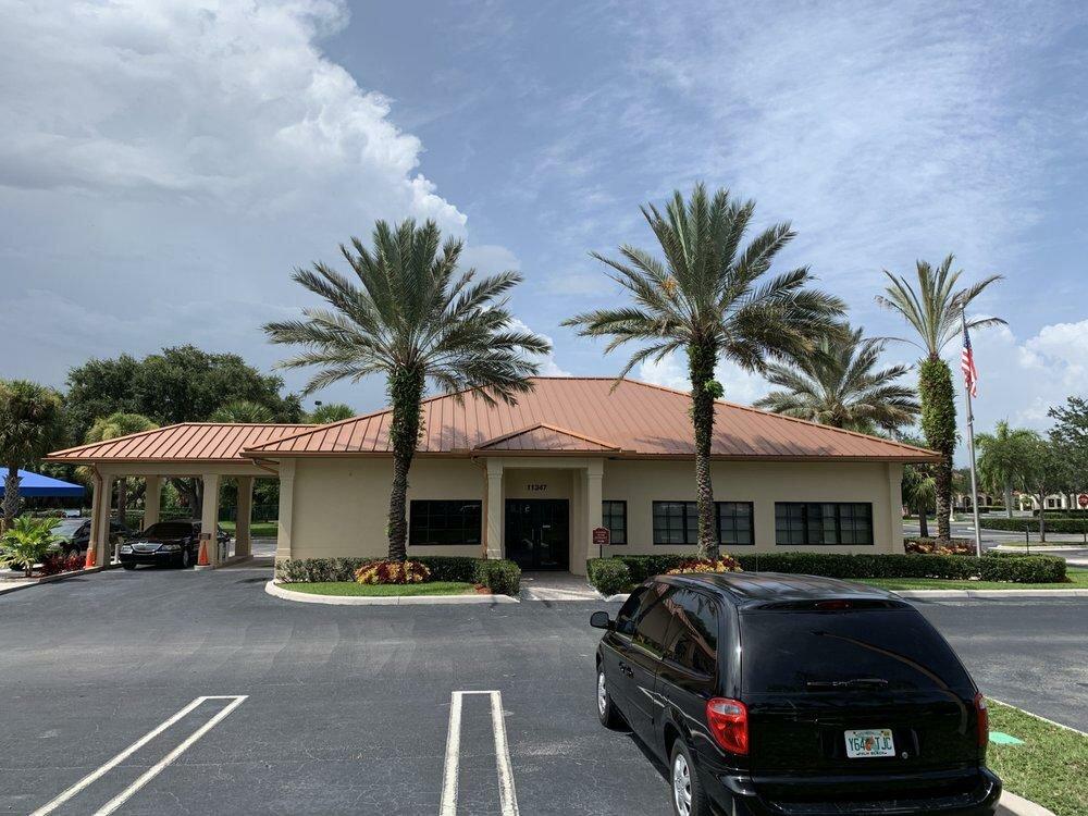 Lakeside Funeral Home & Cremation Care