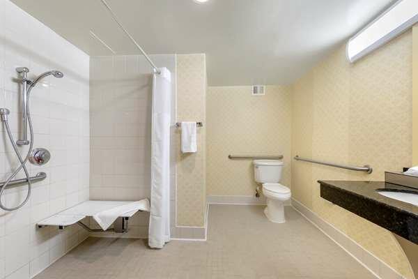 Clarion Hotel Anaheim Resort