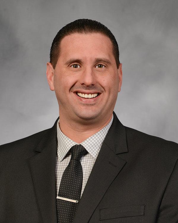 Adam Smith-COUNTRY Financial Representative