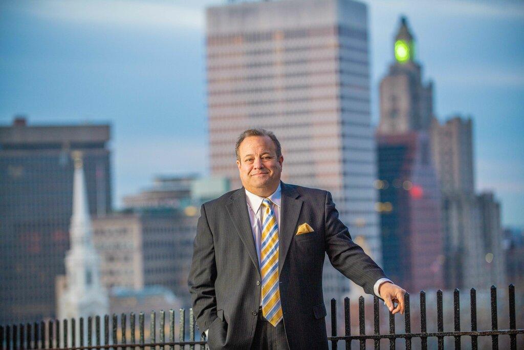 Louis W Grande-Personal Injury Lawyer