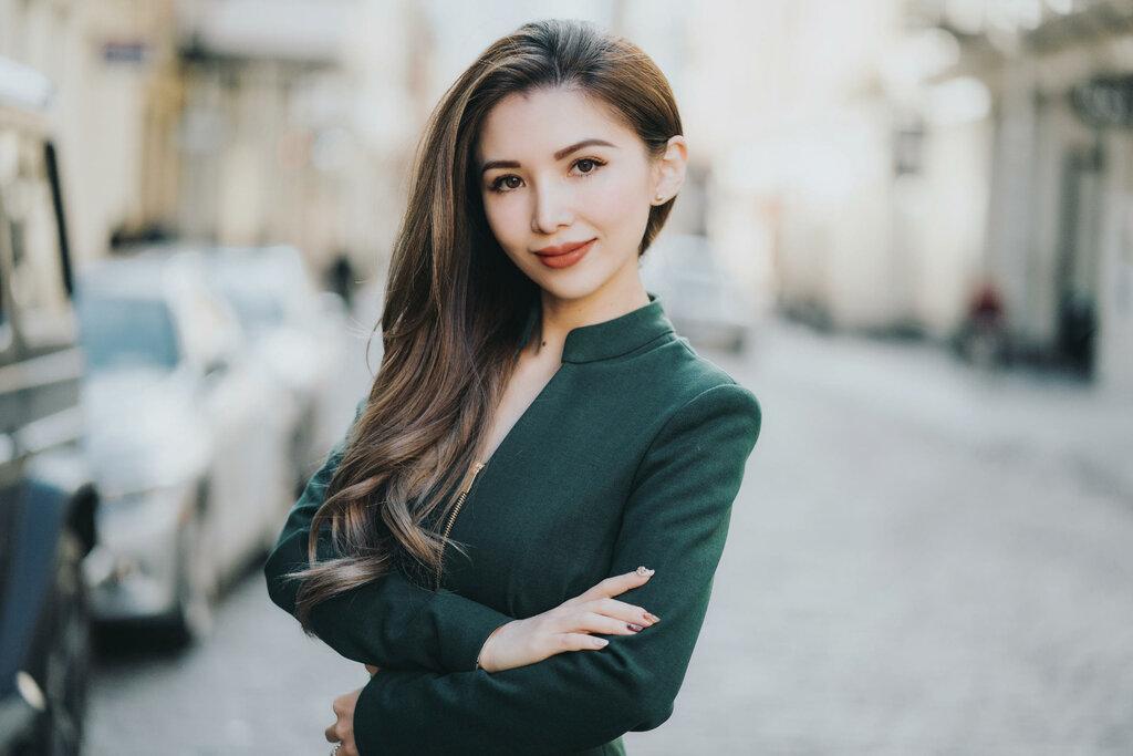 Barbie Li Team, Real Estate Agents in NY