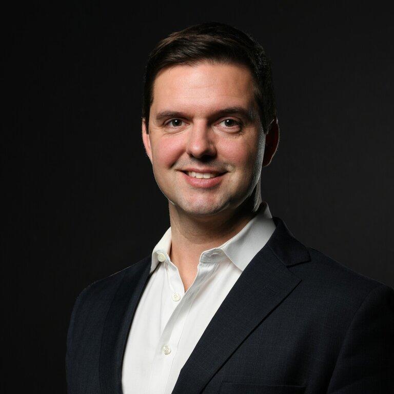 Merrill Lynch Financial Advisor Bradley Riedl