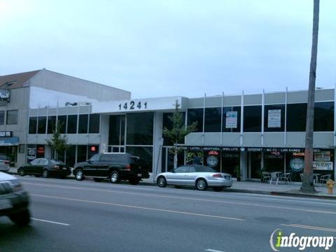 Rania's Travel & Cruise