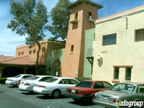 Degrendele, Julianne M