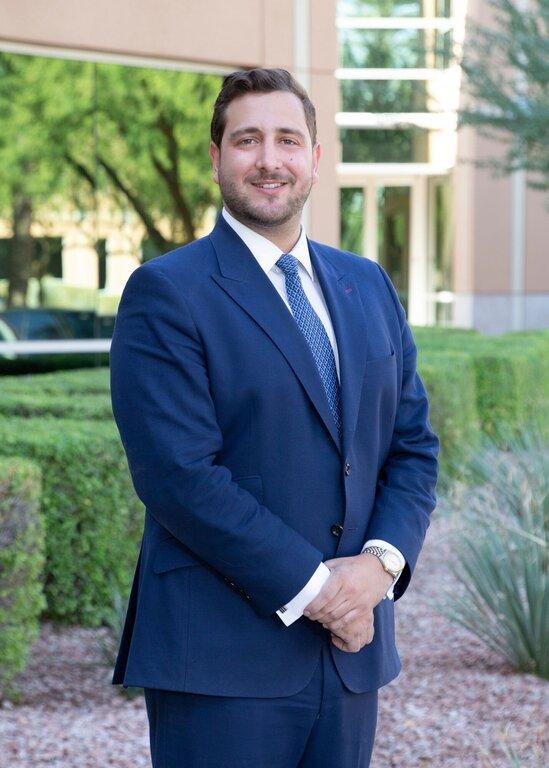 Merrill Lynch Financial Advisor Sergio Mejia