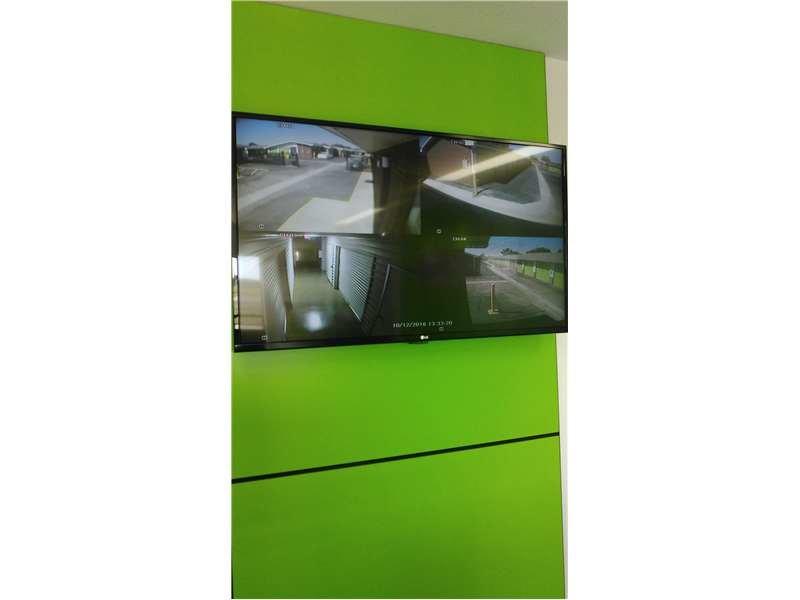 Avid Storage-West Loop 250