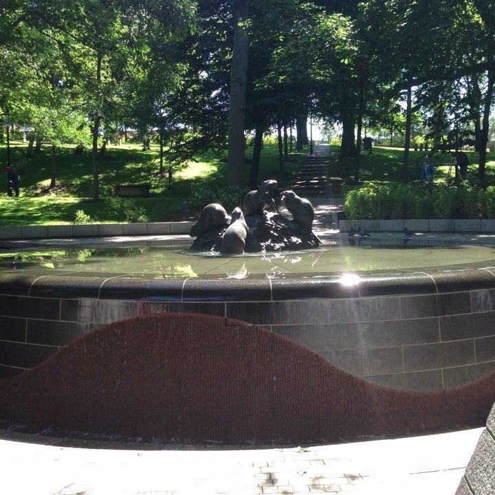 Loyalist Burial Ground