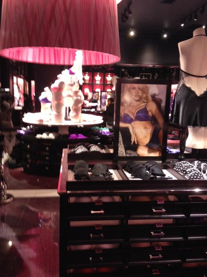 VICTORIA'S SECRET