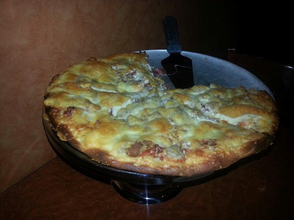 Colonnade Pizza & Restaurant